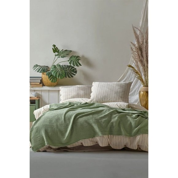 4-Layer Muslin Quilt - 100% Cotton Double Bed Cover - Picture 1 of 3